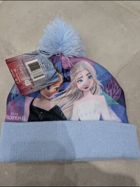4/$20 Disney Frozen II Beanie – Anna & Elsa – NWT